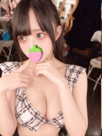 東京櫻花妹：甜點店助理 🇯🇵  白皮膚・黑長直・乾乾淨淨型  真実 22歲  155cm