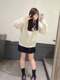 里花156.42.D.18歲# 嬌羞嫩妹水潤鮑  嬌小可愛、156的身高卻有D罩杯