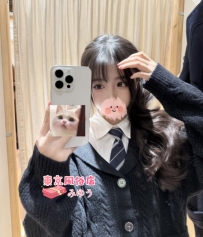 日本🇯🇵艾麗莎153cm 40kg Bcup 18歲 價位：40,000 日元